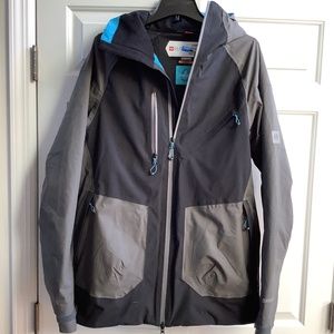 686 Mens size Large Black and Grey ski/snowboarding jacket